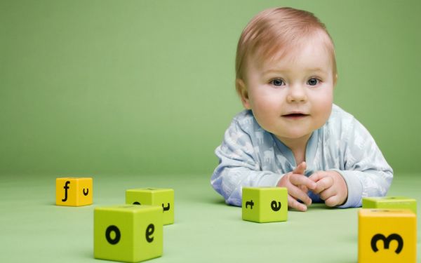 伊通代生孩子让生命的奇迹更亲近我们,试管婴儿助力代生孩子